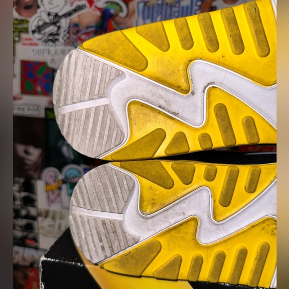 2012 Nike Air Max 90 Hyperfuse Livestrong Size 8 AM90 RARE AM1 1 One - Picture 9 of 10